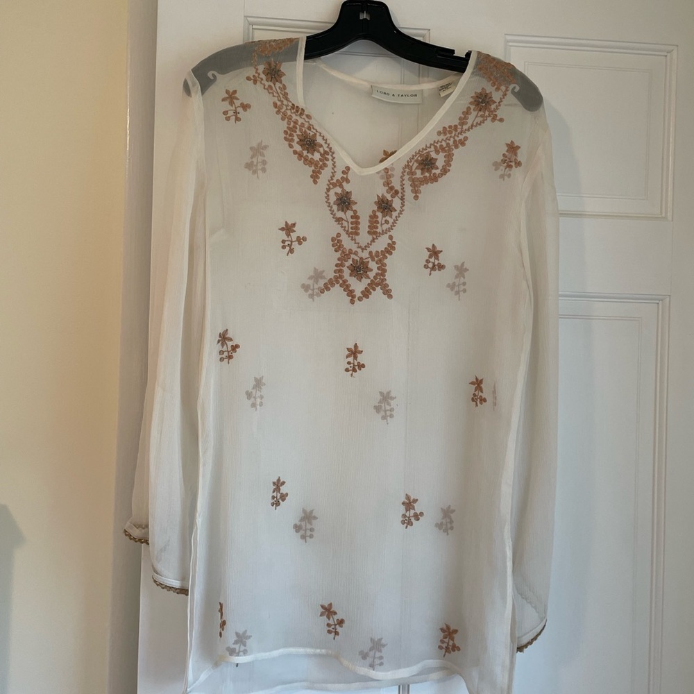 Gold and white tunic